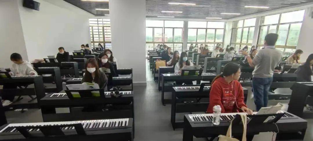 新澳门免费资料大全历史记录开马,超越传统实验教学，教培人如何为科学教育开辟新天地？