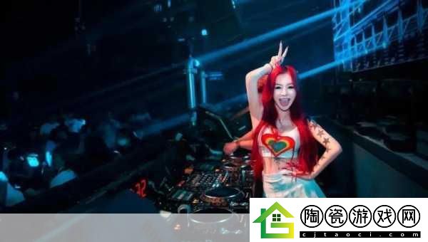 dj一个女的嗯嗯的叫什么