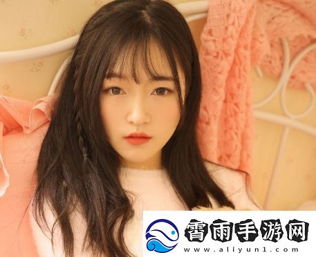 青青河边草中文字幕MV勾起回忆友